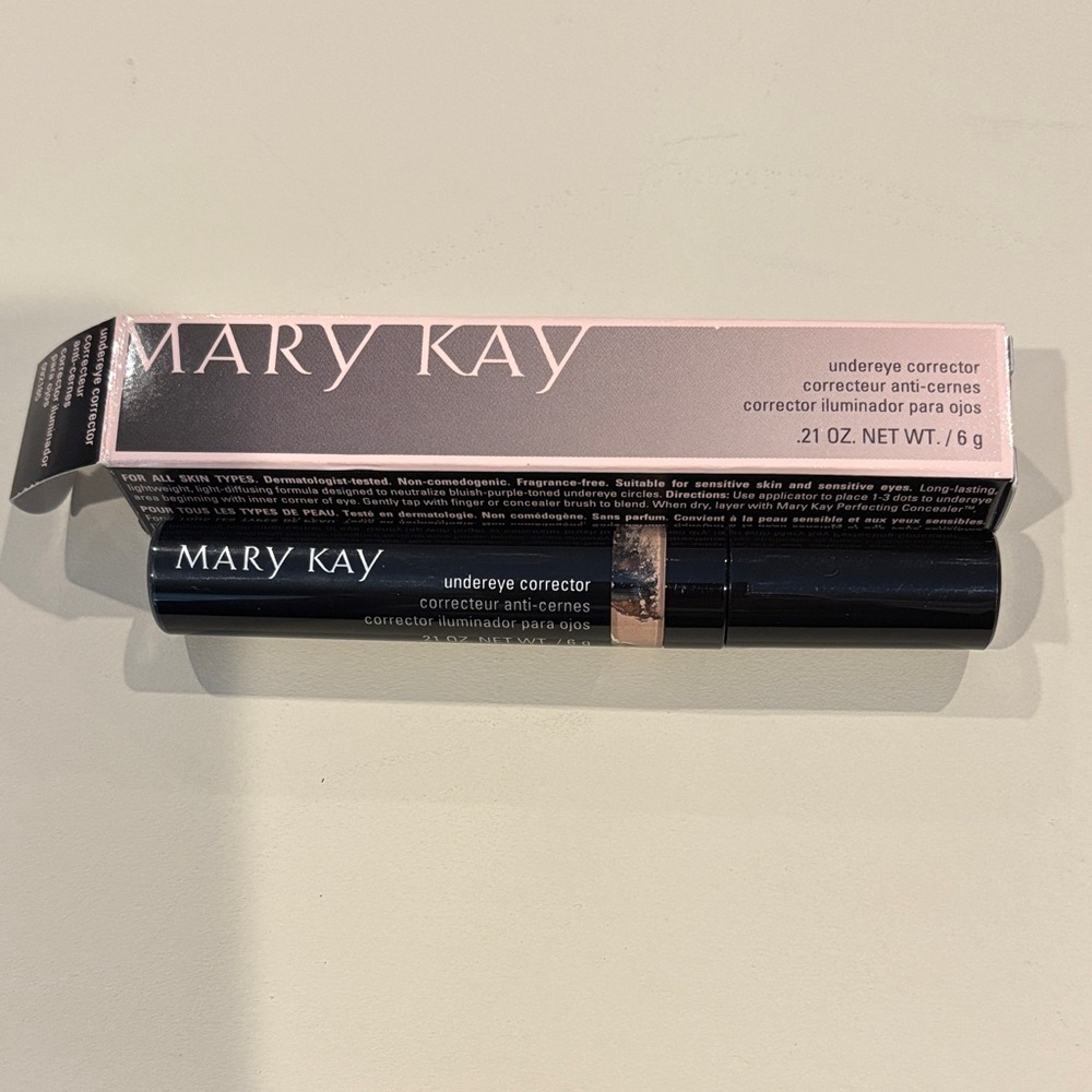 Mary Kay Undereye Corrector - Black and Pink Packaging